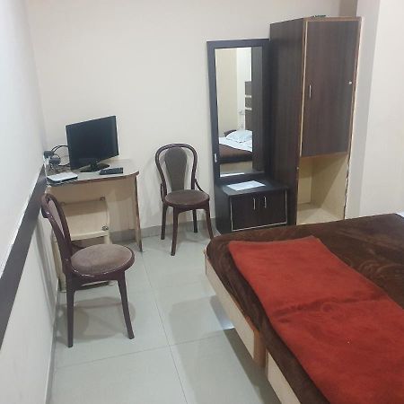 Hotel Anmol Ambikāpur Kültér fotó