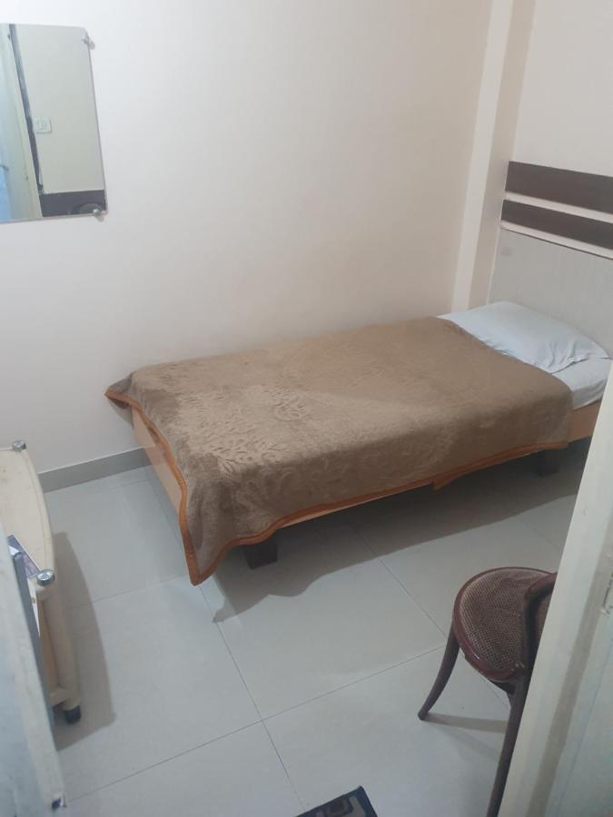 Hotel Anmol Ambikāpur Kültér fotó