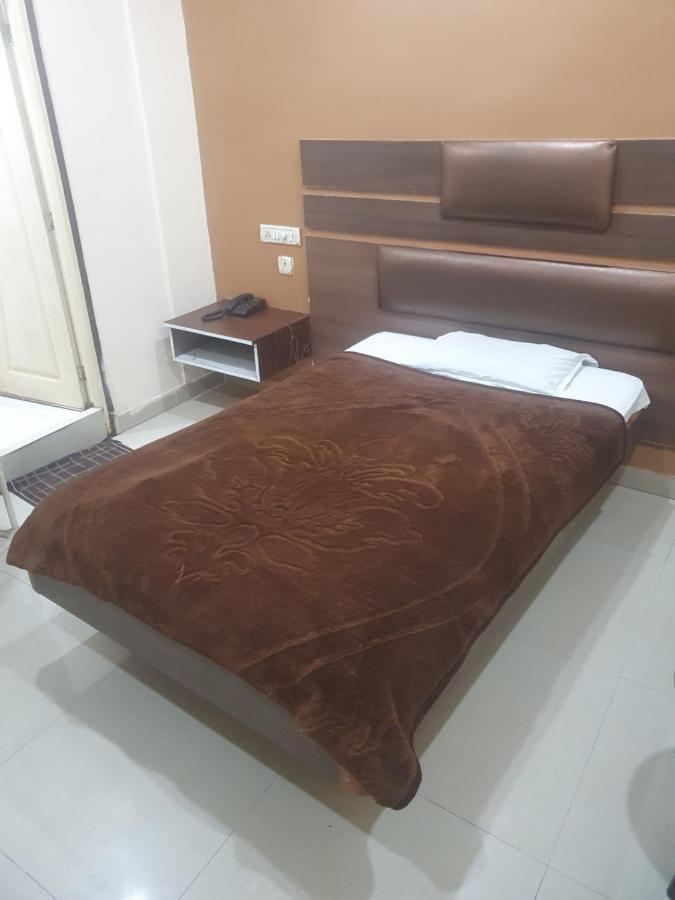 Hotel Anmol Ambikāpur Kültér fotó
