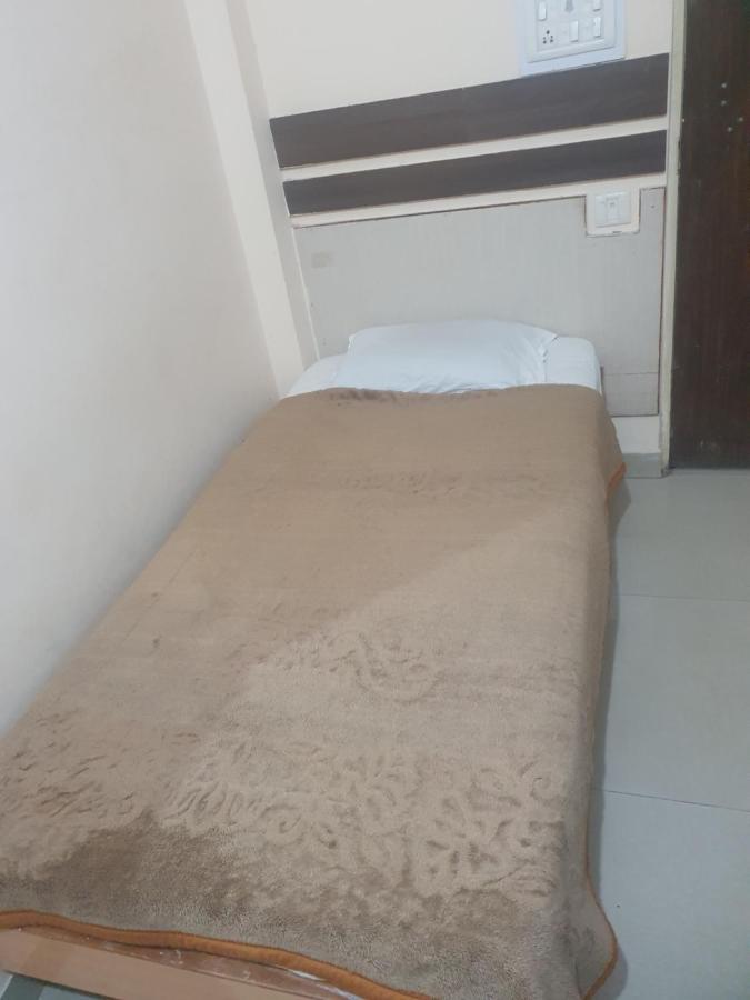 Hotel Anmol Ambikāpur Kültér fotó