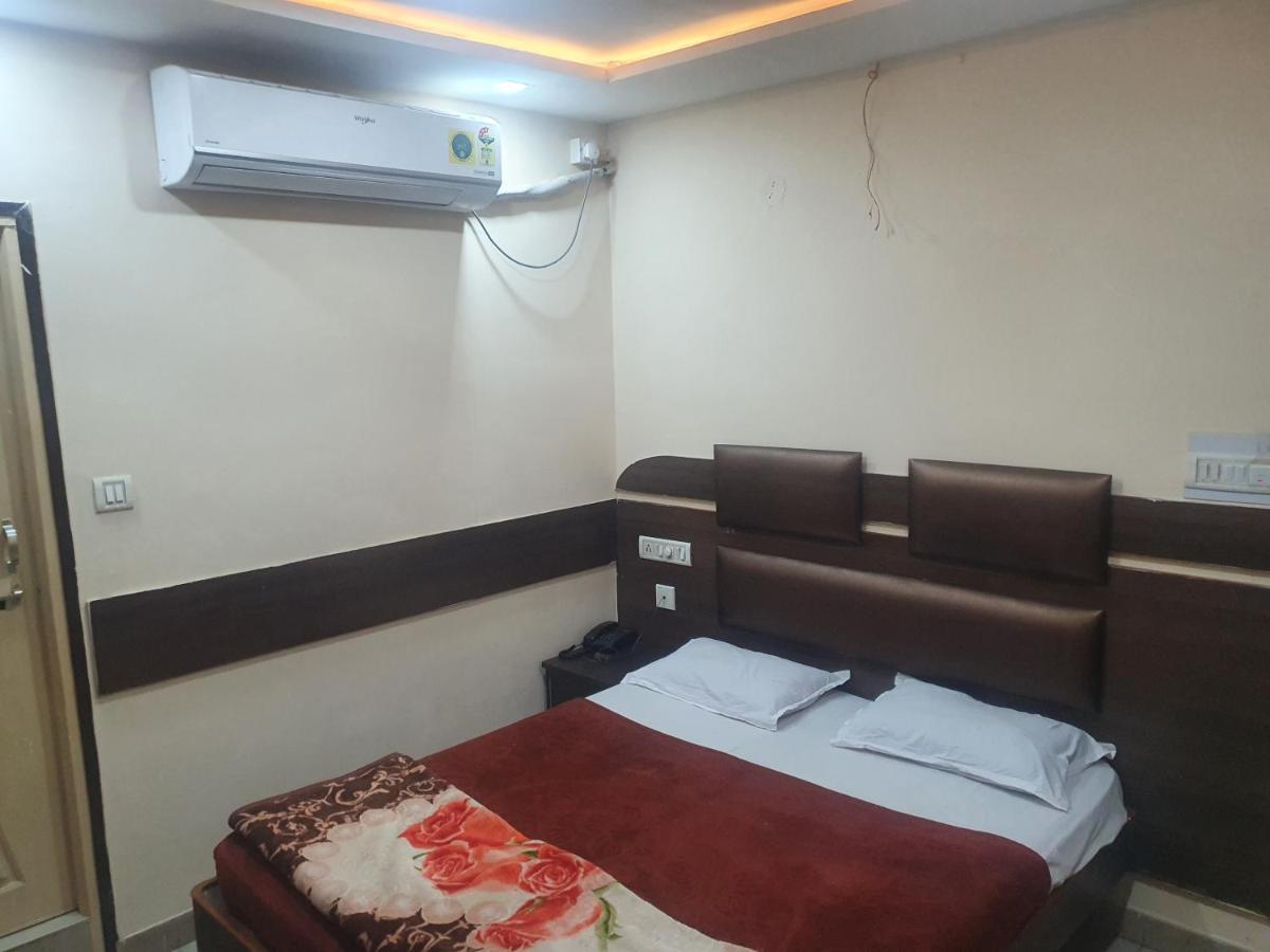 Hotel Anmol Ambikāpur Kültér fotó
