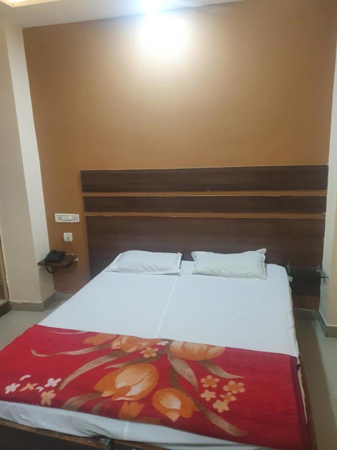 Hotel Anmol Ambikāpur Kültér fotó
