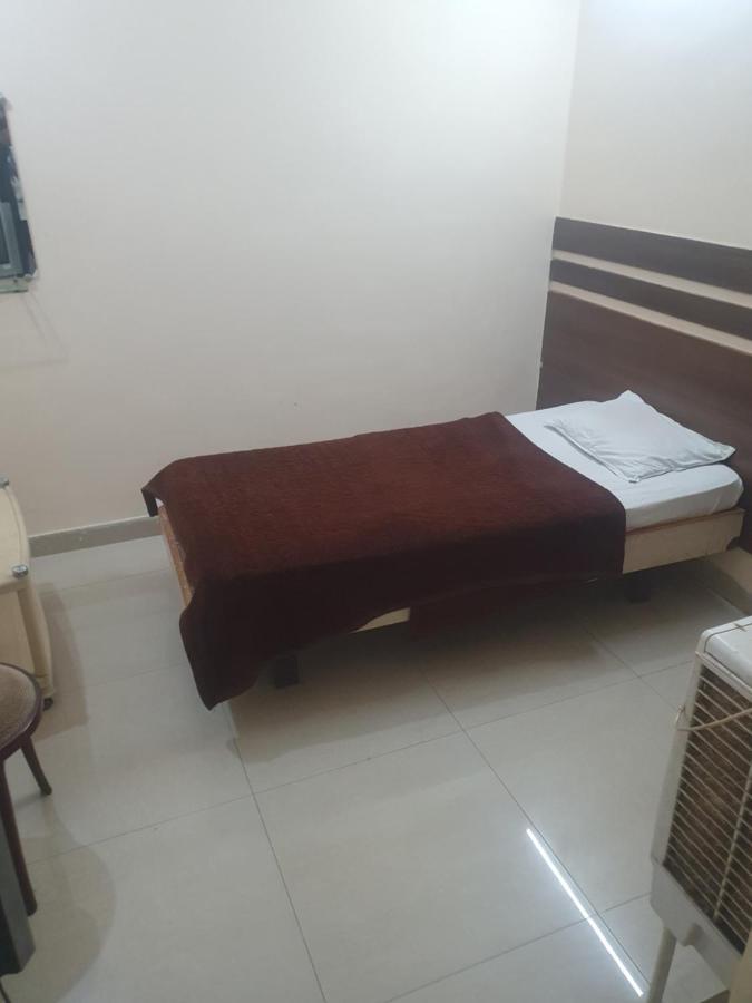 Hotel Anmol Ambikāpur Kültér fotó